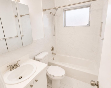3614 Taylor Street - Photo Thumbnail 3
