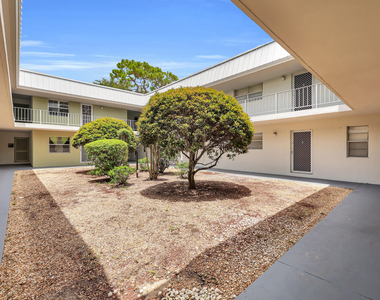 2302 Sunrise Boulevard - Photo Thumbnail 1