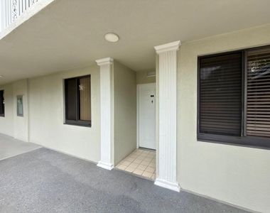 2581 Village Boulevard - Photo Thumbnail 19