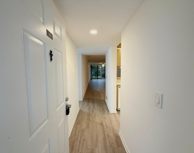 2581 Village Boulevard - Photo Thumbnail 11