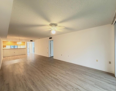 2581 Village Boulevard - Photo Thumbnail 13