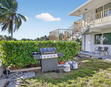 1821 Middle River Drive - Photo Thumbnail 26