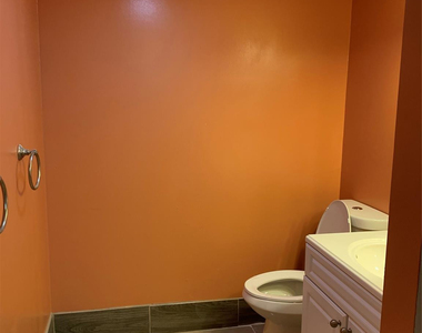 5530 Nw 44th Street - Photo Thumbnail 5