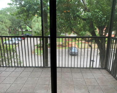 5530 Nw 44th Street - Photo Thumbnail 7