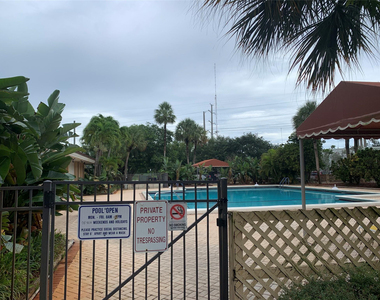 5530 Nw 44th Street - Photo Thumbnail 10