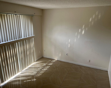 2941 Nw 92nd Avenue - Photo Thumbnail 17