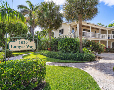 1029 Langer Way - Photo Thumbnail 1