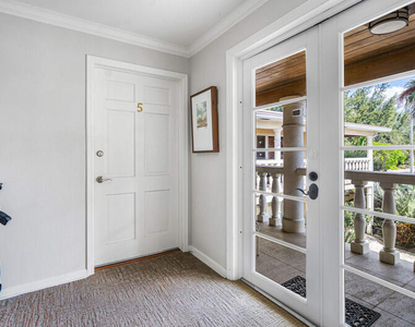 1029 Langer Way - Photo Thumbnail 6