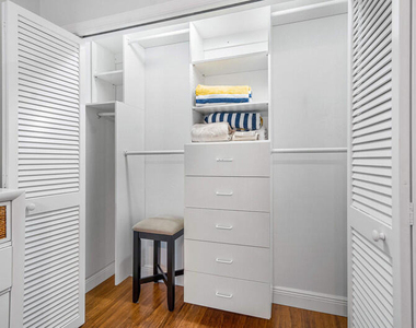 1029 Langer Way - Photo Thumbnail 15