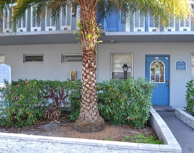 491 Nw 42nd Avenue - Photo Thumbnail 5