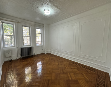 88-20 86th Street - Photo Thumbnail 4