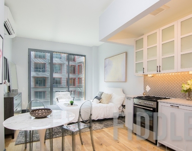 10 Montieth Street - Photo Thumbnail 2