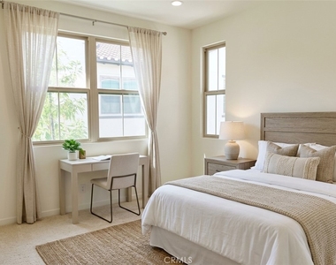 112 Newburry - Photo Thumbnail 3
