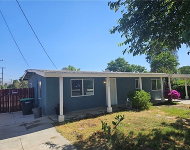 712 E Whittier - Photo Thumbnail 15