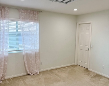 11226 Evergreen - Photo Thumbnail 14