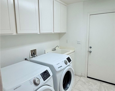 11226 Evergreen - Photo Thumbnail 10