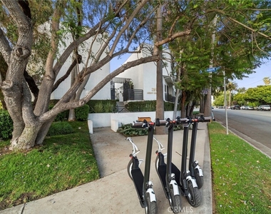 2500 Abbot Kinney Boulevard - Photo Thumbnail 28