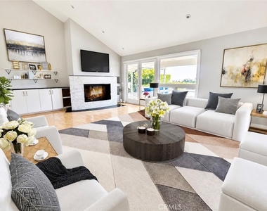 16972 Oak View Drive - Photo Thumbnail 1