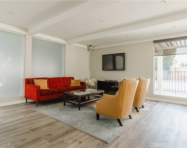 7250 Franklin - Photo Thumbnail 19
