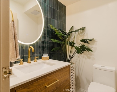 7250 Franklin - Photo Thumbnail 7