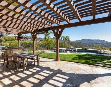 24920 Paseo Del Rancho - Photo Thumbnail 16