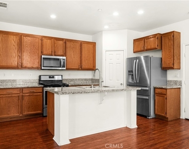 1785 Catania Dr - Photo Thumbnail 2