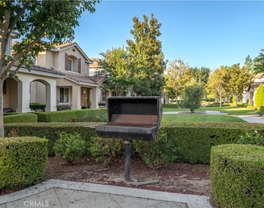 1785 Catania Dr - Photo Thumbnail 35