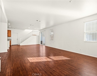 1785 Catania Dr - Photo Thumbnail 1