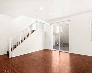 1785 Catania Dr - Photo Thumbnail 16