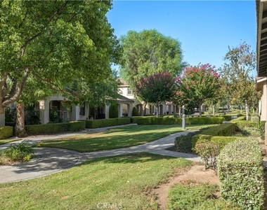 1785 Catania Dr - Photo Thumbnail 30