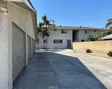 6631 Kingman Avenue - Photo Thumbnail 14