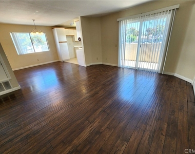14947 Gagely - Photo Thumbnail 2