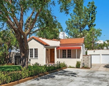 787 Elmira Street - Photo Thumbnail 14