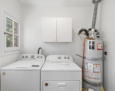 787 Elmira Street - Photo Thumbnail 13