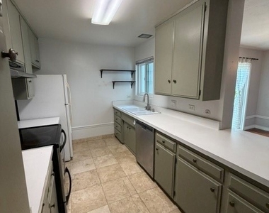 497 Saint Andrews Road - Photo Thumbnail 8