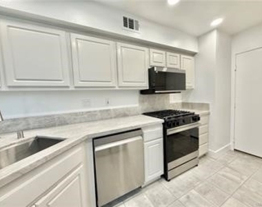 44 Mission Court - Photo Thumbnail 4