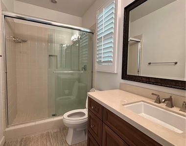 75 Cortland - Photo Thumbnail 8