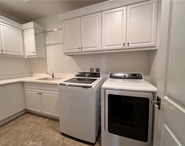 75 Cortland - Photo Thumbnail 7