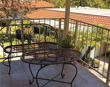 930 Avenida Majorca - Photo Thumbnail 5