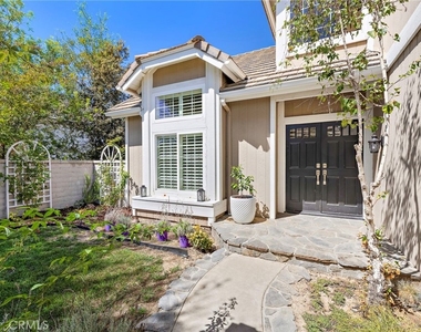 19 Cambridge Court - Photo Thumbnail 2
