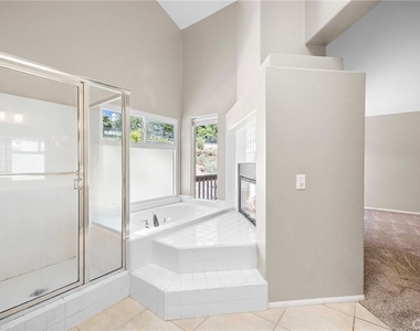 19 Cambridge Court - Photo Thumbnail 11