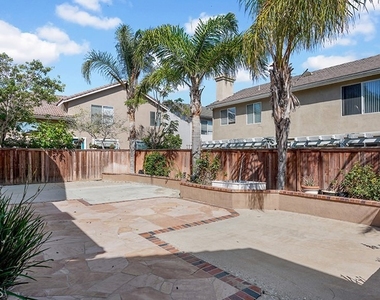 1210 Citrus - Photo Thumbnail 32