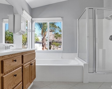 1210 Citrus - Photo Thumbnail 31