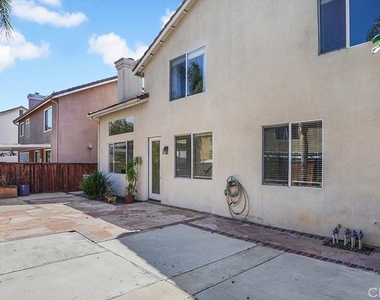 1210 Citrus - Photo Thumbnail 35