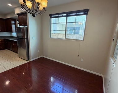 425 Merced Court - Photo Thumbnail 11