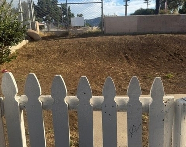 1245 W 10 - Photo Thumbnail 10