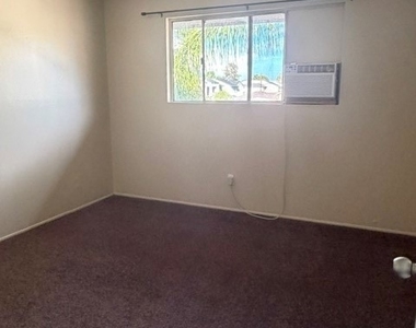 1245 W 10 - Photo Thumbnail 7