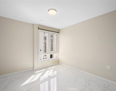 519 Caruso - Photo Thumbnail 26
