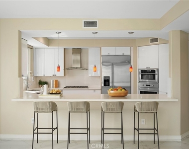 519 Caruso - Photo Thumbnail 13