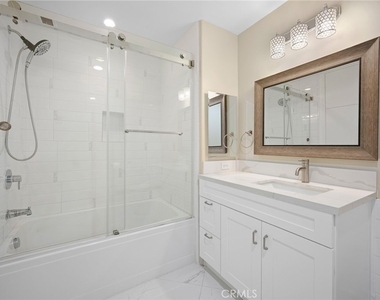 519 Caruso - Photo Thumbnail 30